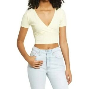 NEW All In Favor Yellow Daisy Cropped Top Short Sleeve Women's Size L